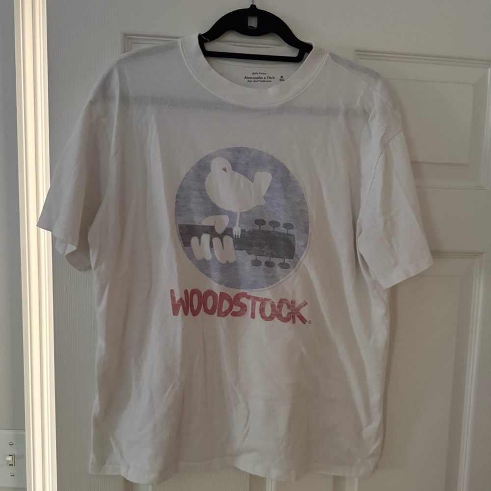 Abercrombie & Fitch Woodstock Graphic Tee